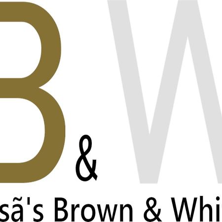 Lousa'S Brown & White Ngoại thất bức ảnh