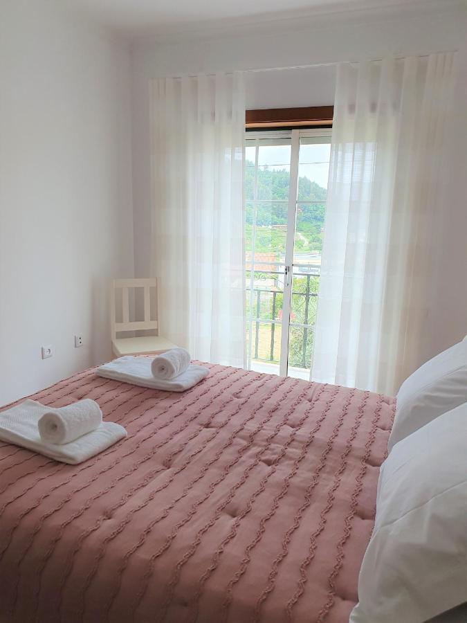 Lousa'S Brown & White Ngoại thất bức ảnh